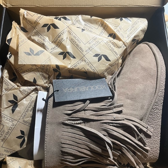 NIB- Koolaburra by Ugg - Picture 2 of 9